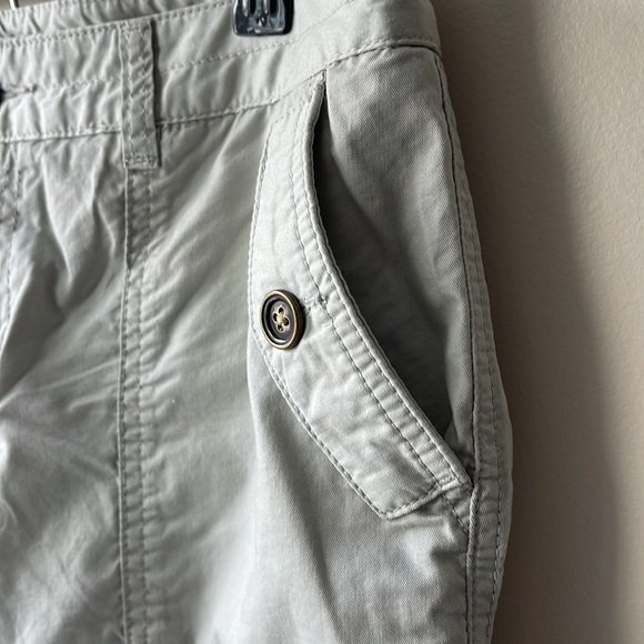 Capris - Picture 8 of 8